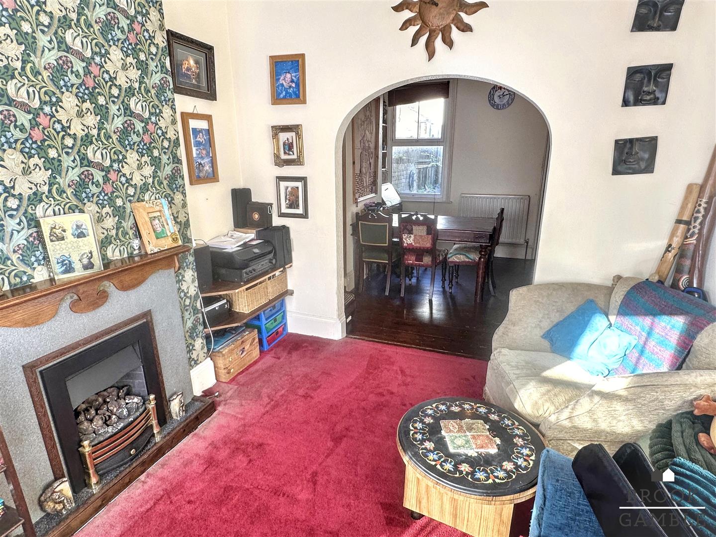2 Bedroom House - Mid Terrace. Lower Road in Eastbourne, East Sussex 3
